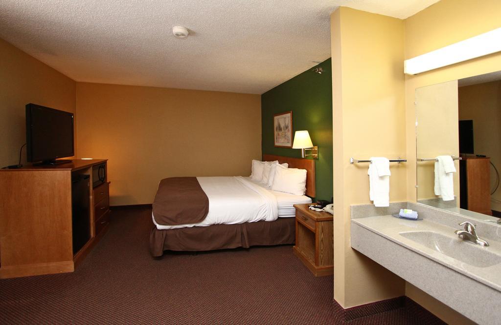 New Victorian Inn & Suites Kearney Exterior foto